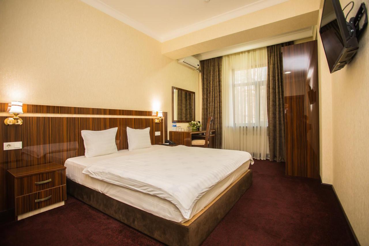 Hotel Grand Capital Tasjkent Eksteriør billede