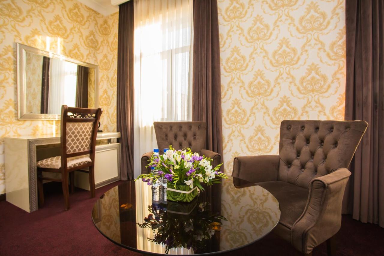 Hotel Grand Capital Tasjkent Eksteriør billede